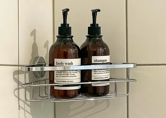 *city, Naehe Hbf, Kingsizebetten, Fitnessecke* Apartman