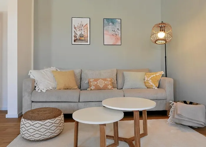 *city, Naehe Hbf, Kingsizebetten, Fitnessecke* Apartman *