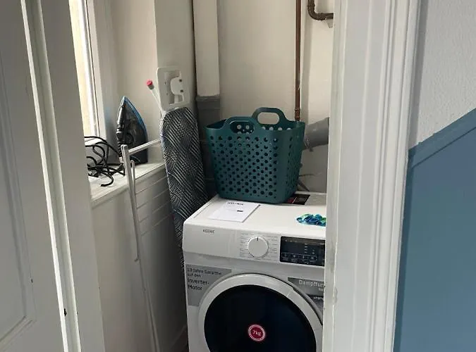 *city, Naehe Hbf, Kingsizebetten, Fitnessecke* Apartman Duisburg